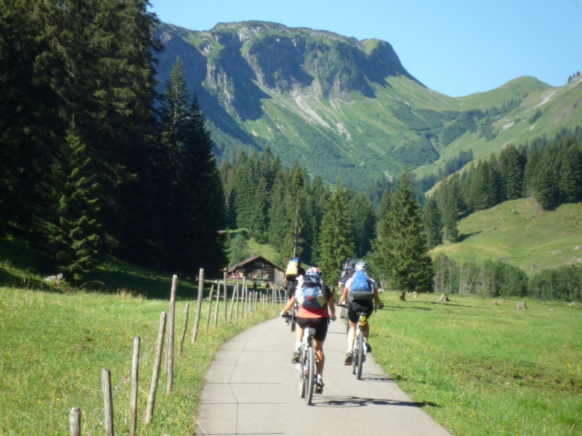 Haus Sylvest Appartement Oberstdorf Buitenkant foto